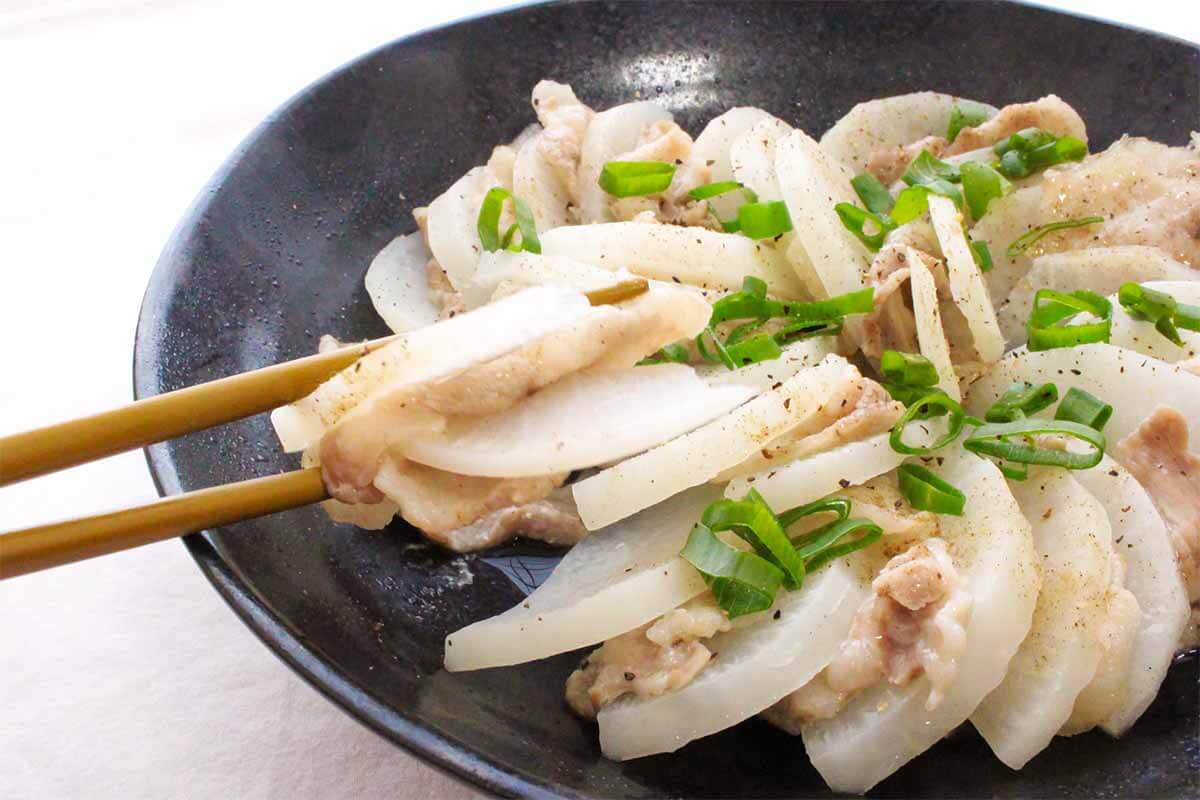 山本ゆりさん「大根と豚バラのチン」