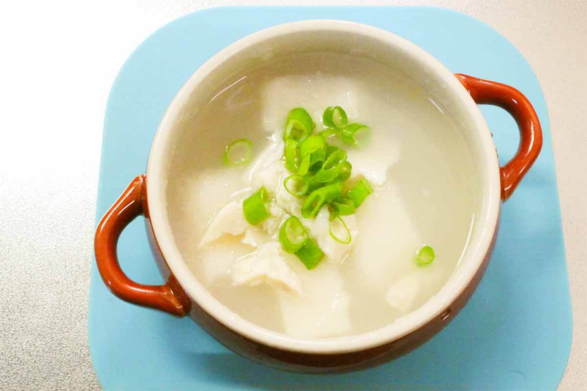 リュウジさん「鶏餅湯（ジーモアチータン）」