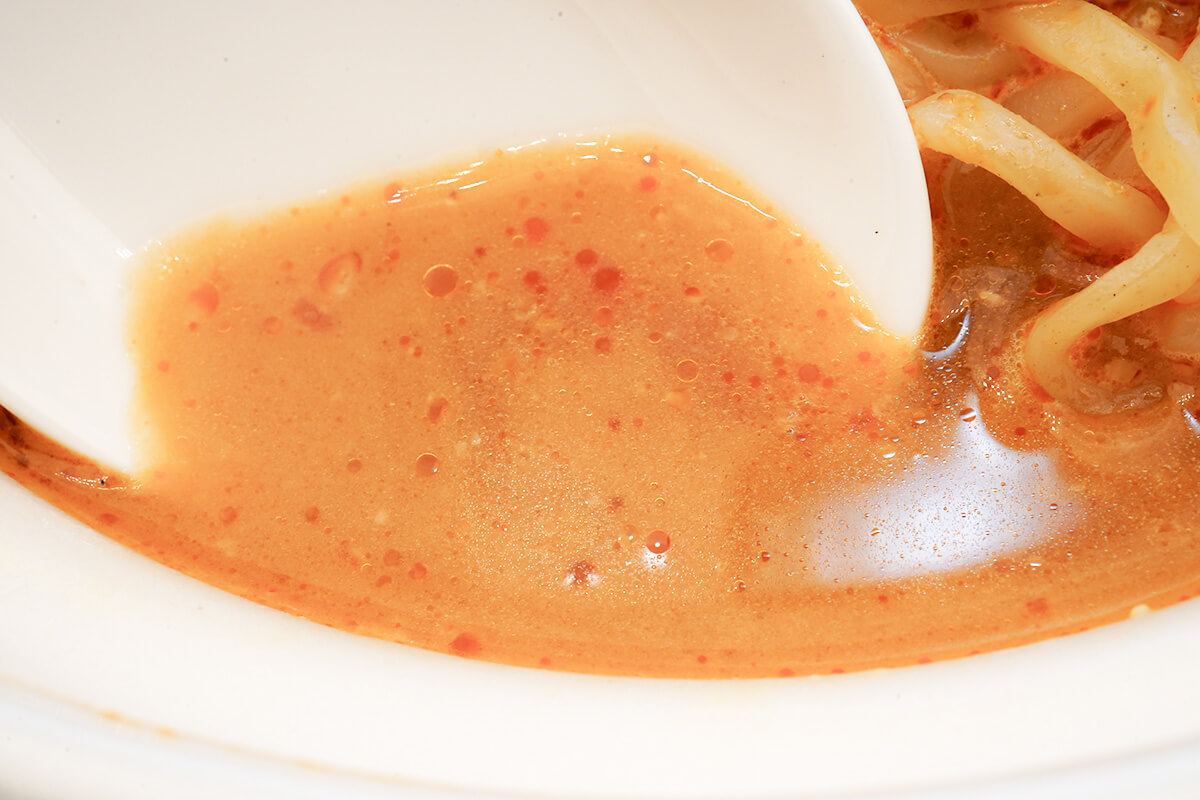 セブンイレブン飯田商店監修担々麺