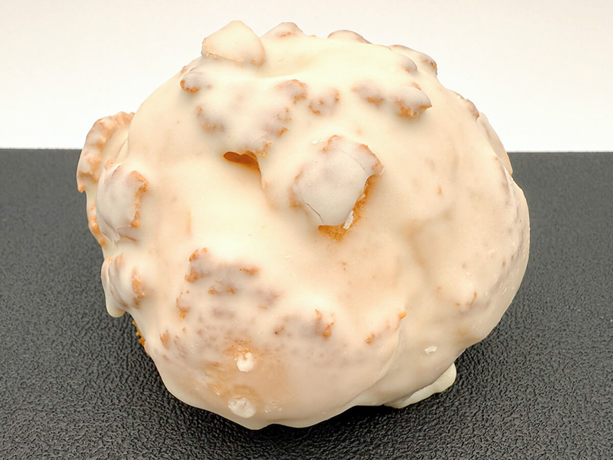 ファミリーマート「ザクザク食感いちごのクッキーシュー」