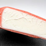 明治ブルガリア フローズンヨーグルトデザート 濃い苺