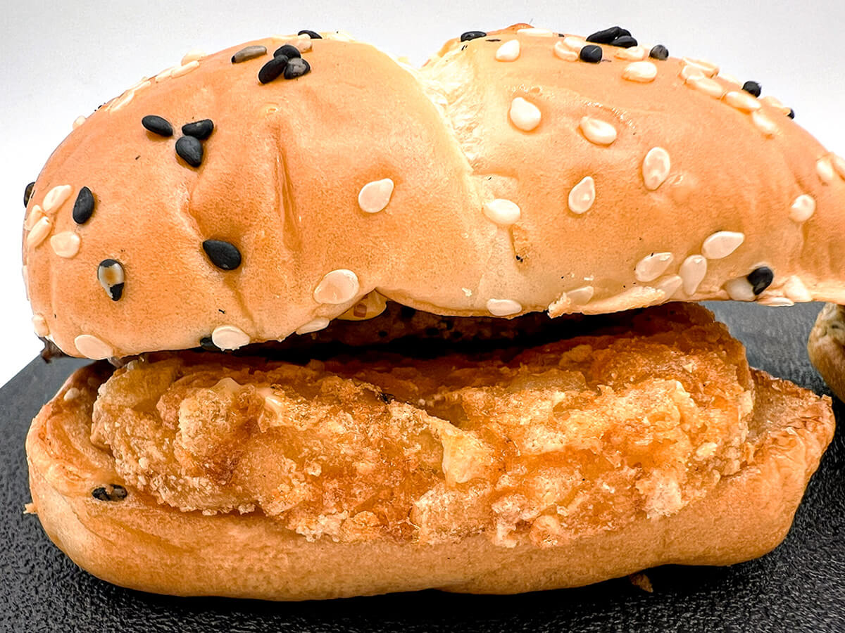 マクドナルド　ザク切りポテト&肉厚ビーフ やみつきコンソメペッパーマヨ