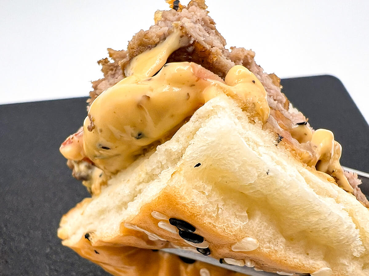 マクドナルド　ザク切りポテト&肉厚ビーフ やみつきコンソメペッパーマヨ