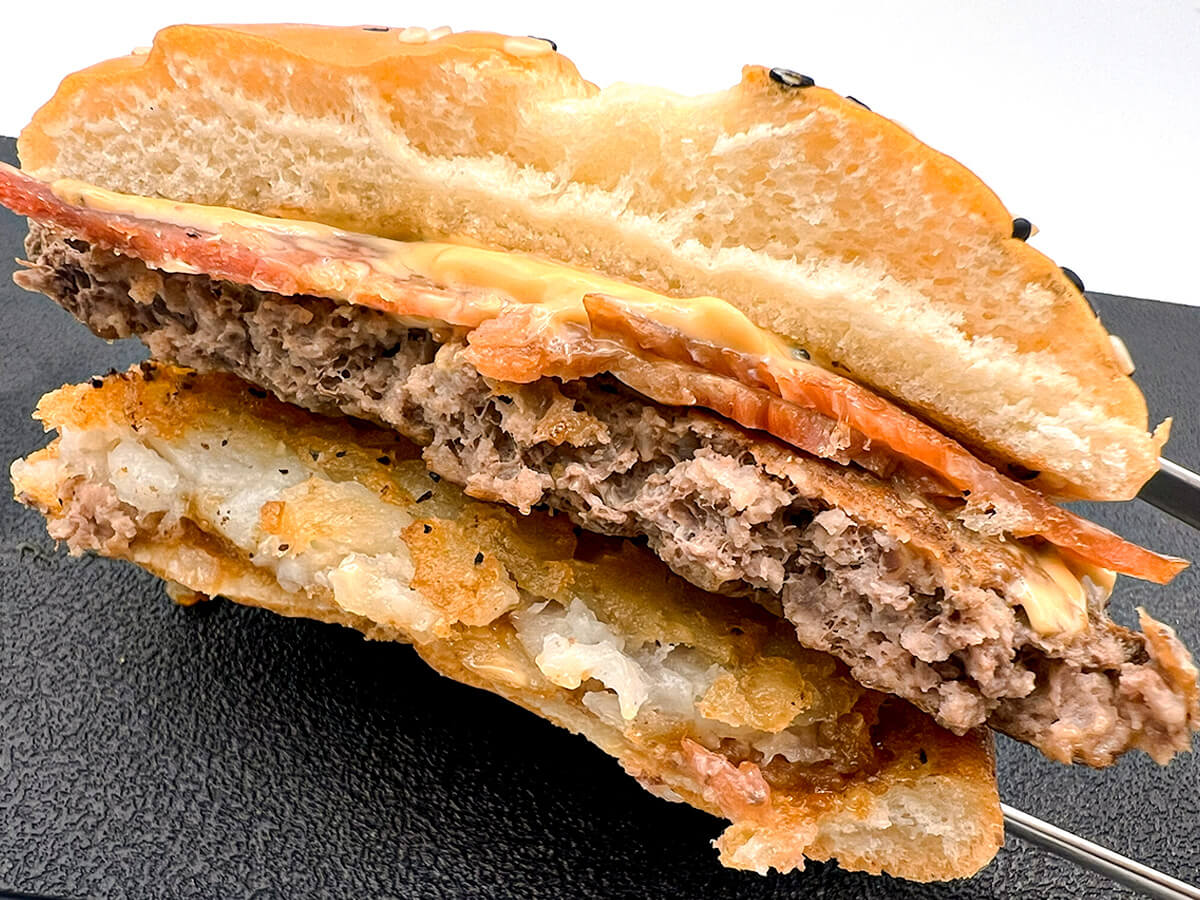 マクドナルド　ザク切りポテト&肉厚ビーフ やみつきコンソメペッパーマヨ