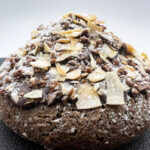 ミスタードーナツ「トリュフショコラドーナツ プラリネ」