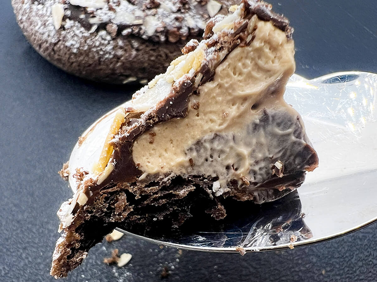 ミスタードーナツ「トリュフショコラドーナツ プラリネ」