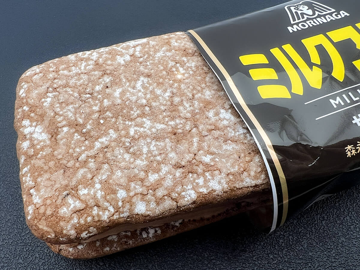 ファミマ「森永製菓　ミルクココアサンドアイス」