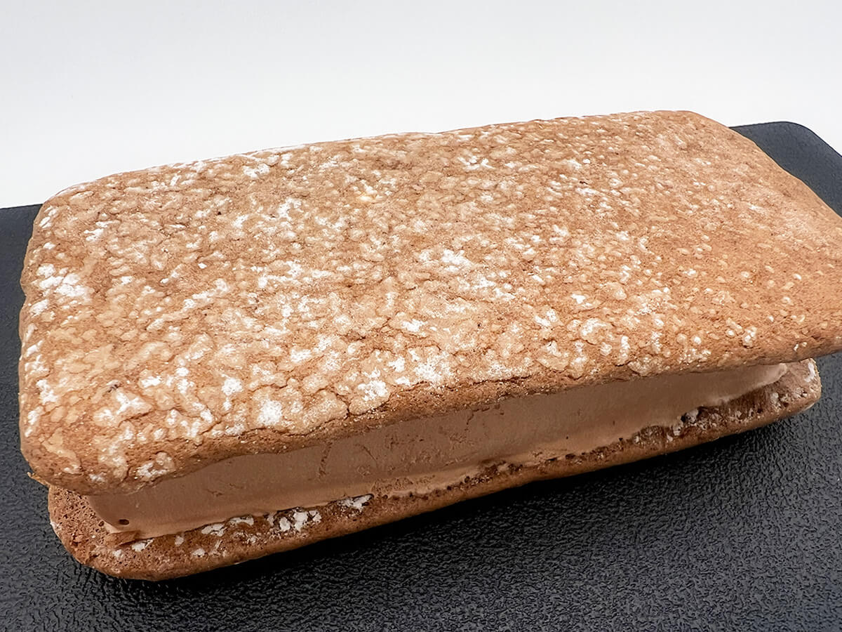 ファミマ「森永製菓　ミルクココアサンドアイス」