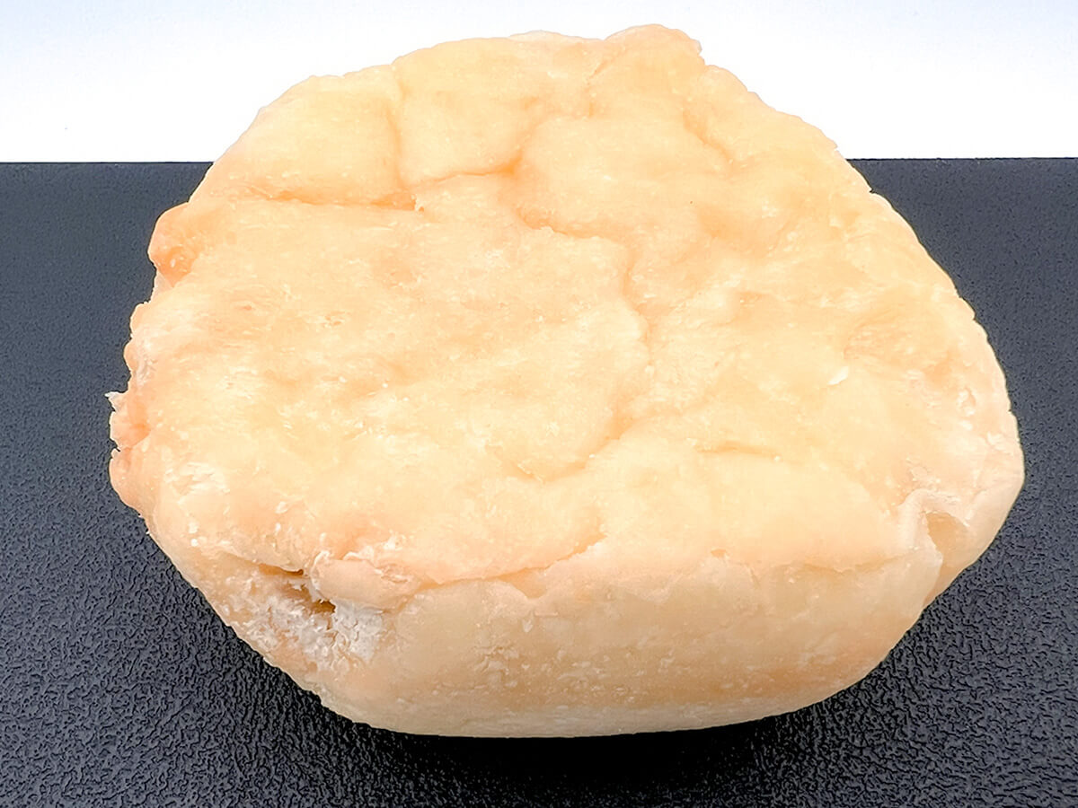 ファミマ　クラフトボス監修　白生ドーナツ（ダブルカフェラテ）