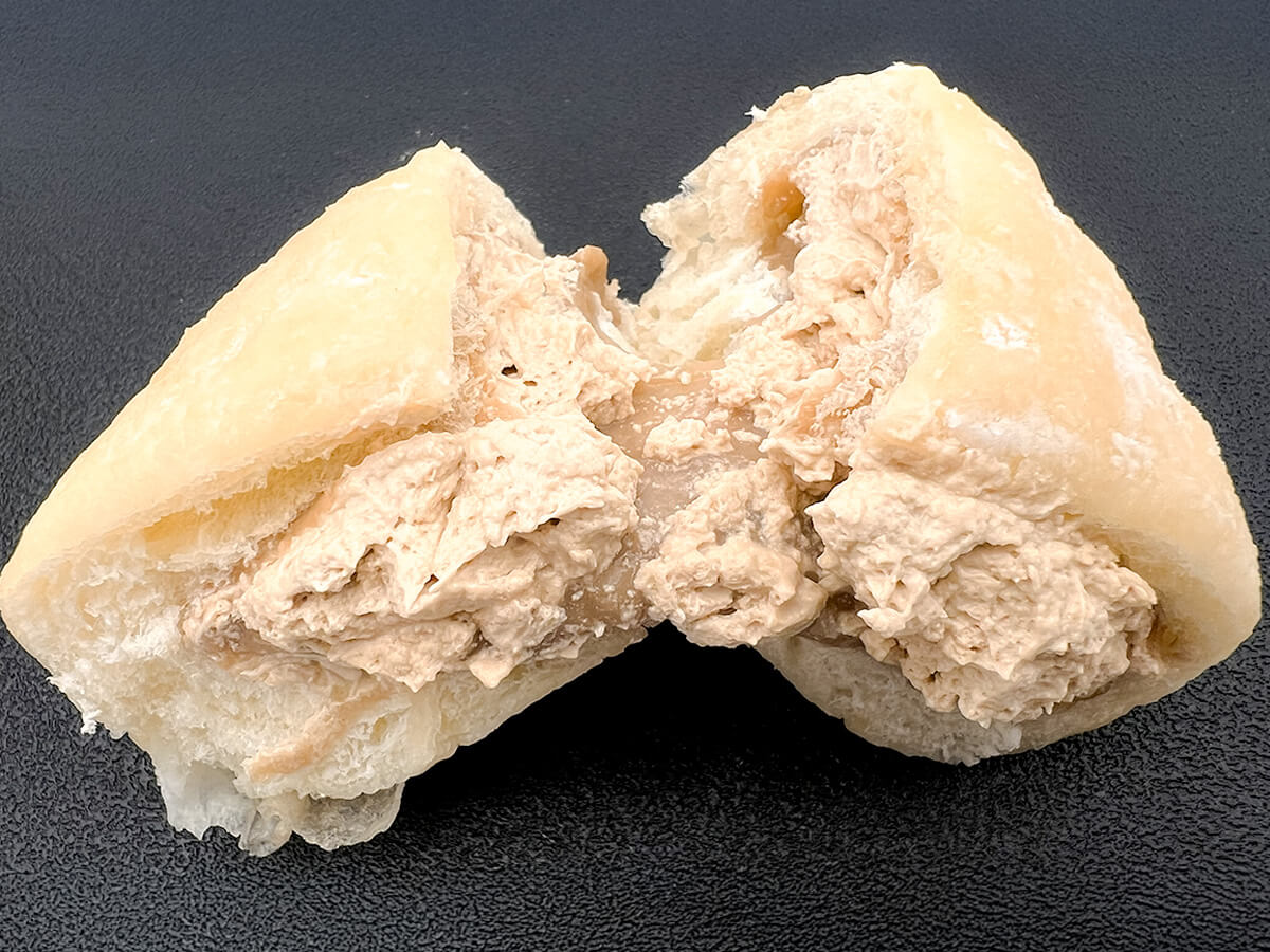 ファミマ　クラフトボス監修　白生ドーナツ（ダブルカフェラテ）