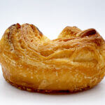 セブンイレブンベイクドチーズ風クイニーアマン