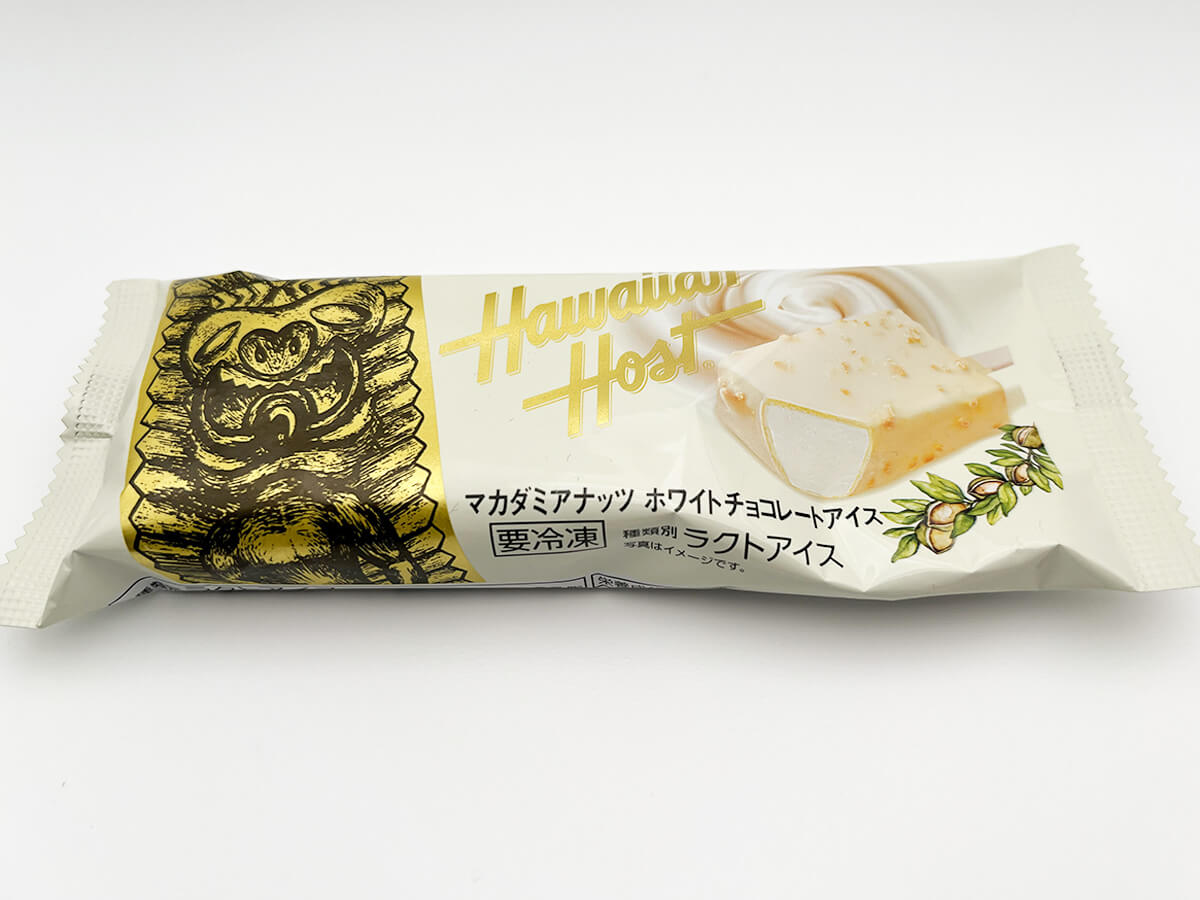 ファミマアンデイコ　ハワイアンホースト　マカダミアナッツ　ホワイトチョコレートアイス