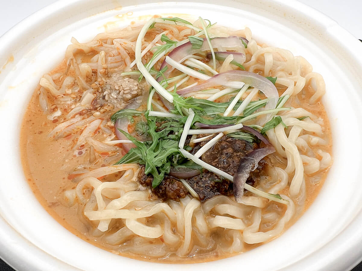 セブンイレブン飯田商店監修担々麺