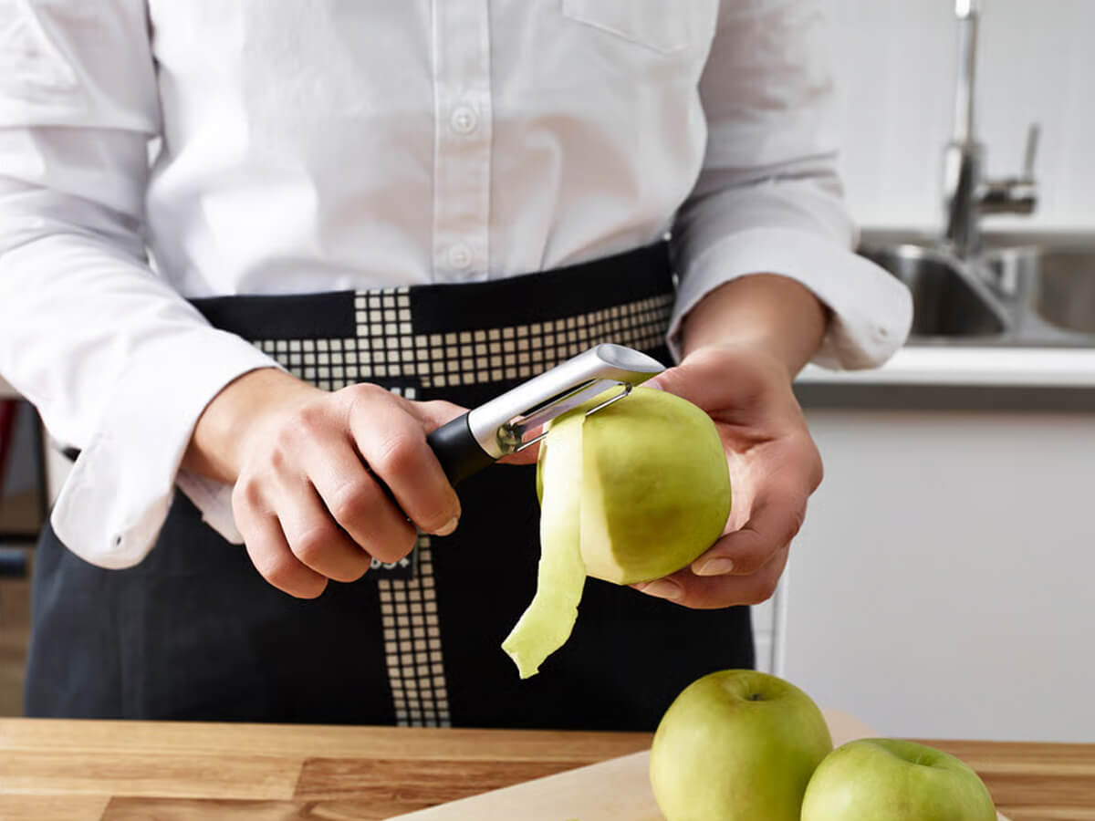 ギャル曽根がIKEAの縦型ピーラーを絶賛！