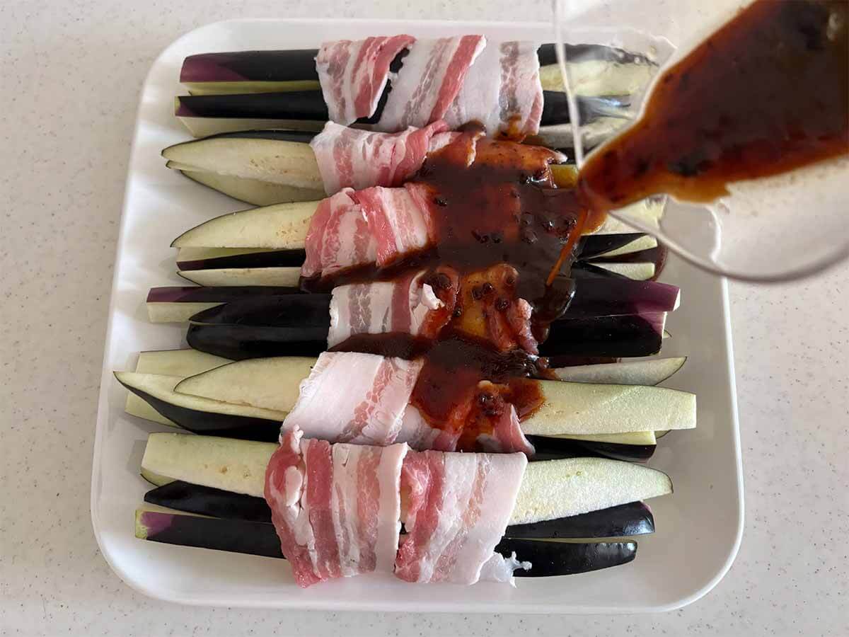 タサン志麻さん「なすと豚バラのレンジ蒸し」