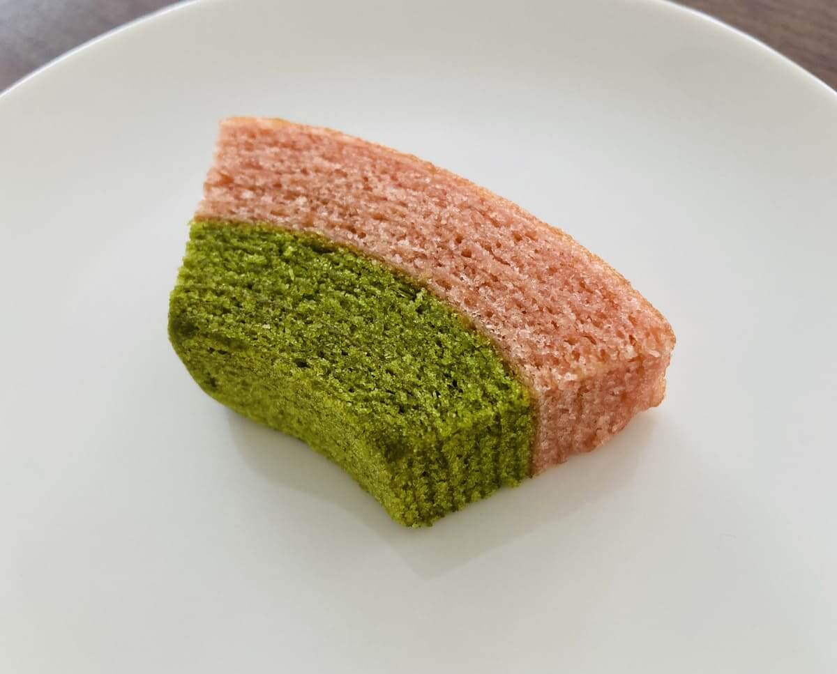 無印良品「桜と抹茶のカットバウム」