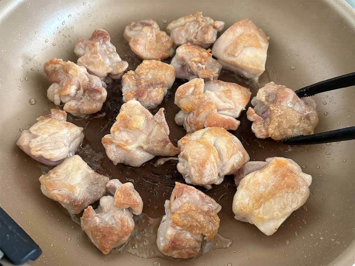 タサン志麻さん「カリカリじゃがいもと鶏のソテー」