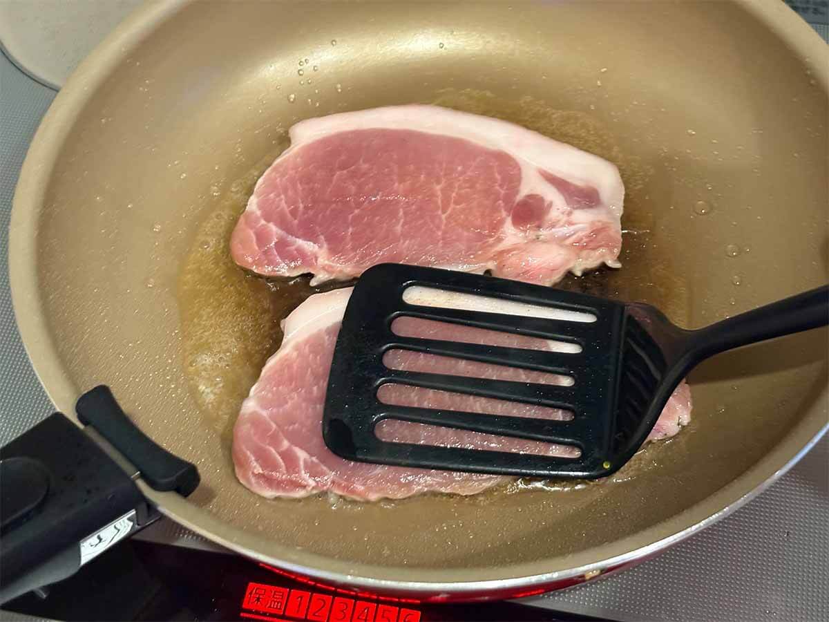 タサン志麻さん「きのこと豚肉のソテー」