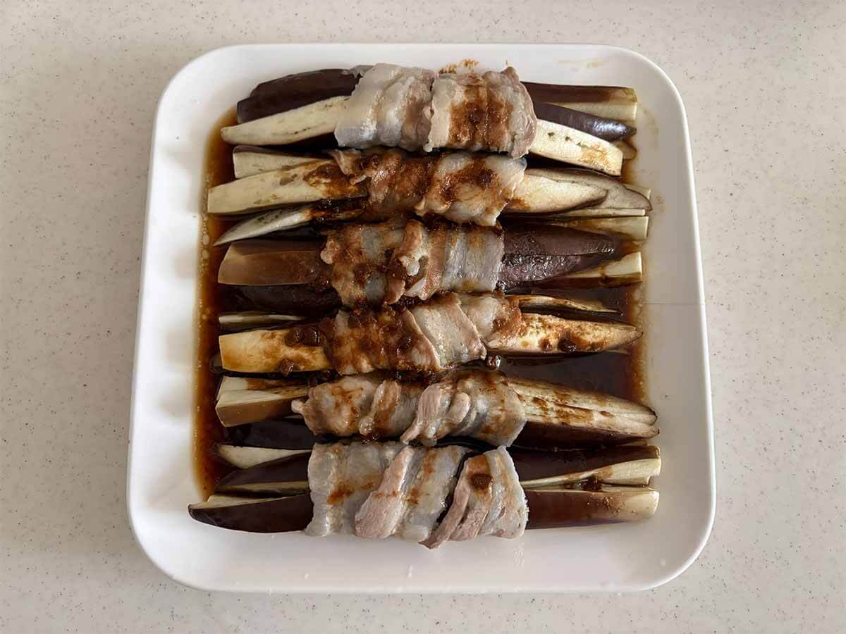 タサン志麻さん「なすと豚バラのレンジ蒸し」