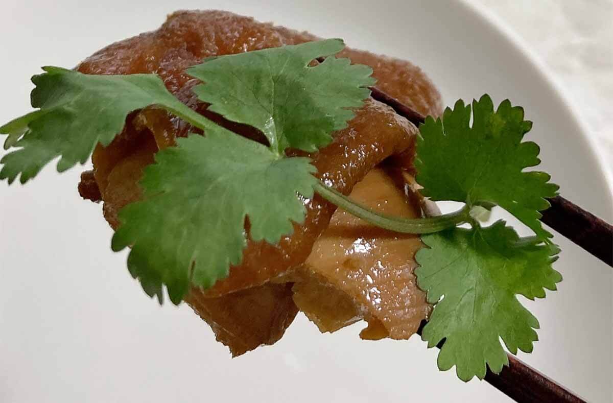 栗原はるみさん「鶏の骨付き肉のしょうゆ煮」