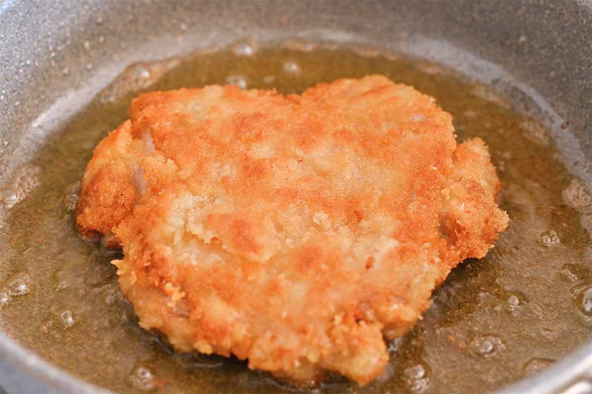 山本ゆりさん「サクサクチキンカツ丼」