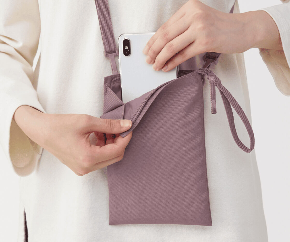 無印良品ポーチとしても使える　撥水ミニサコッシュ