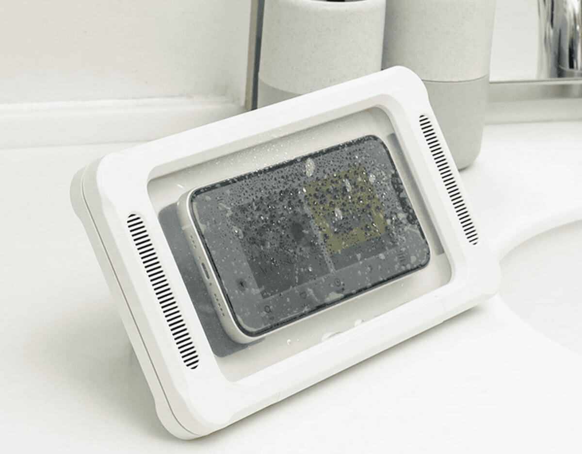 3COINS防滴スマホケースplus