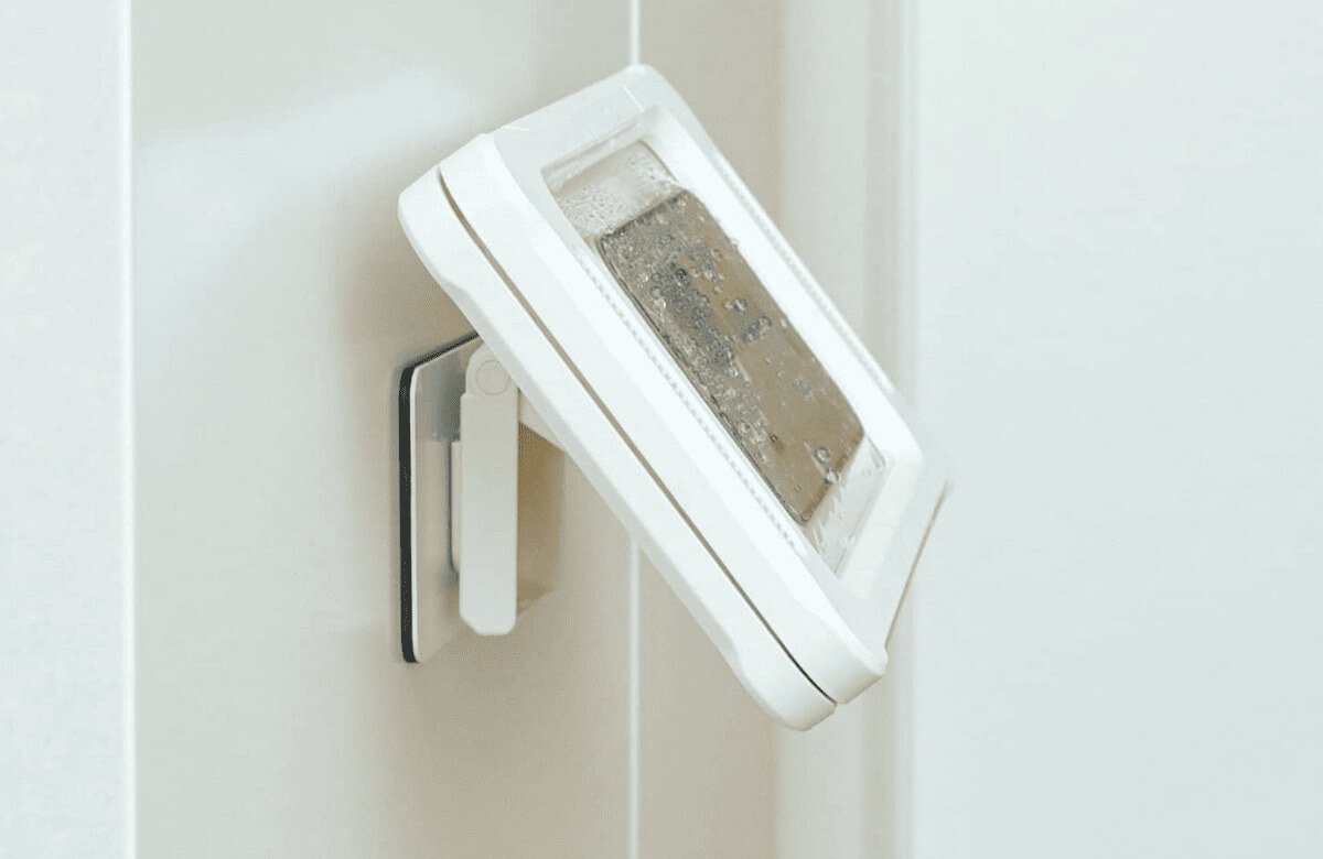 3COINS防滴スマホケースplus