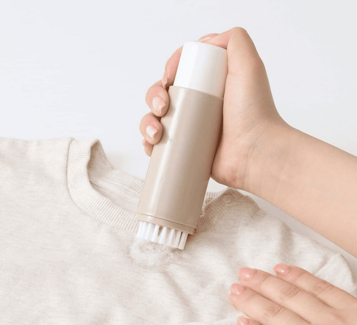 3COINS《持ち運べる!》ポータブル洗濯ブラシ