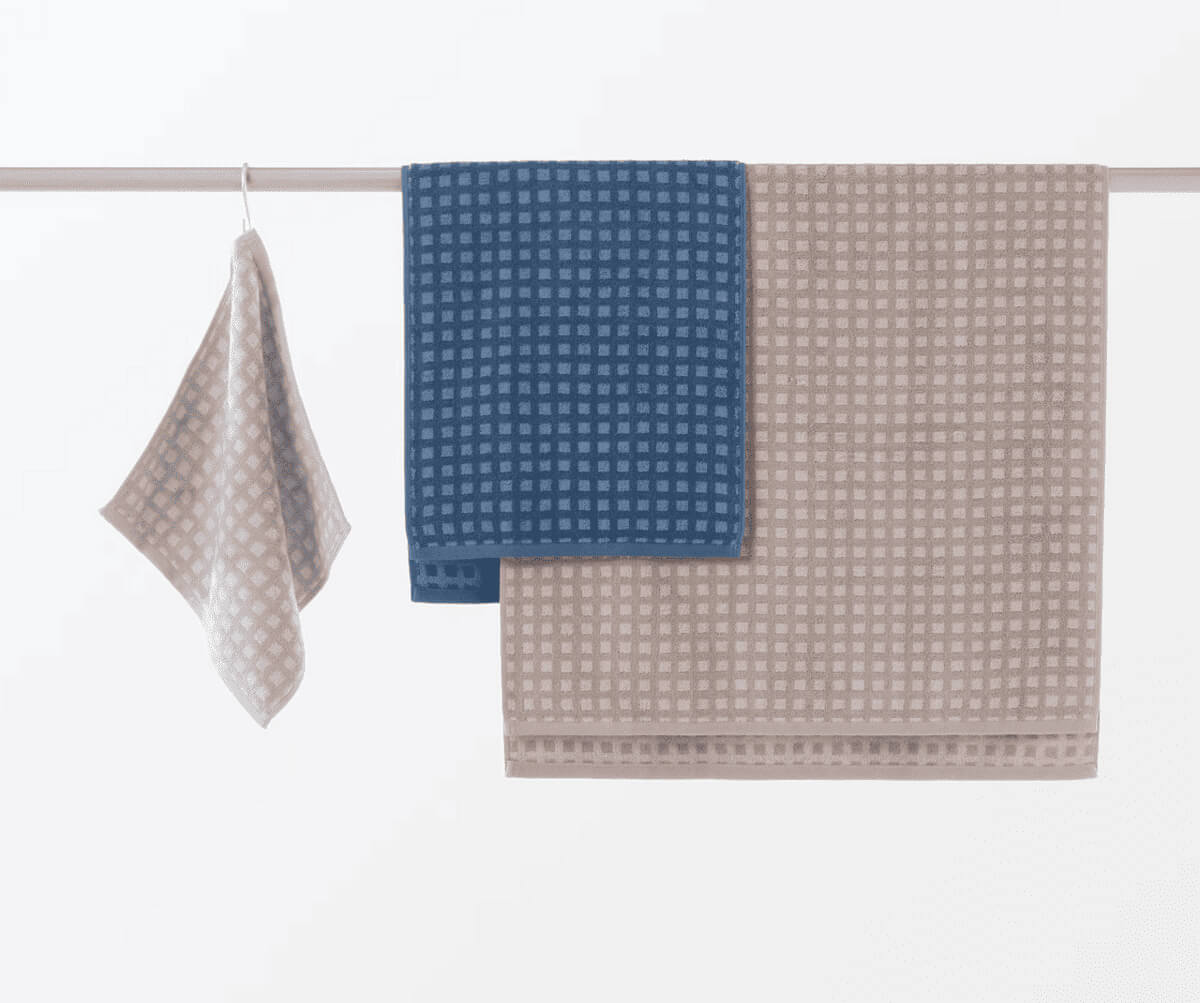 無印良品ふっくらパイルハンドタオルループ付き(柄)