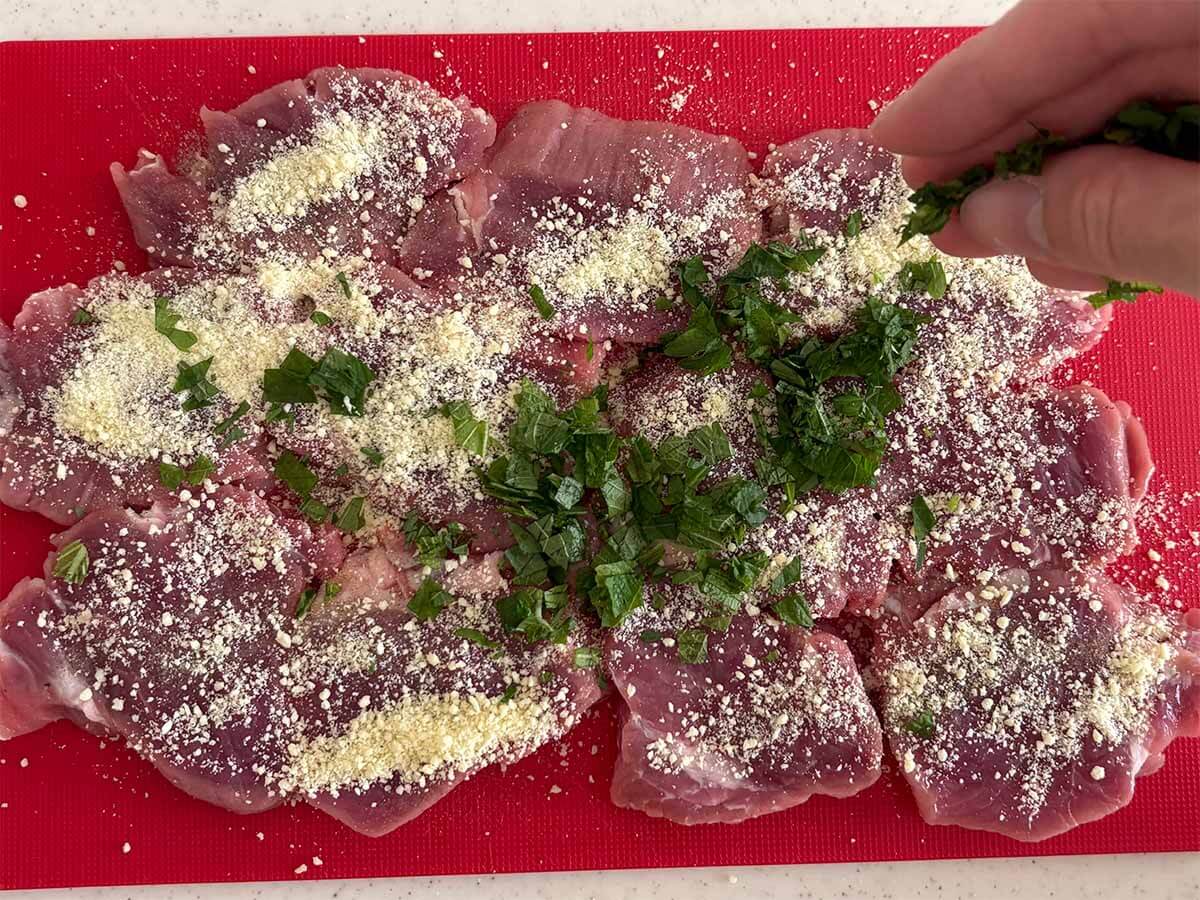 タサン志麻さん「青じそとチーズのピカタ」