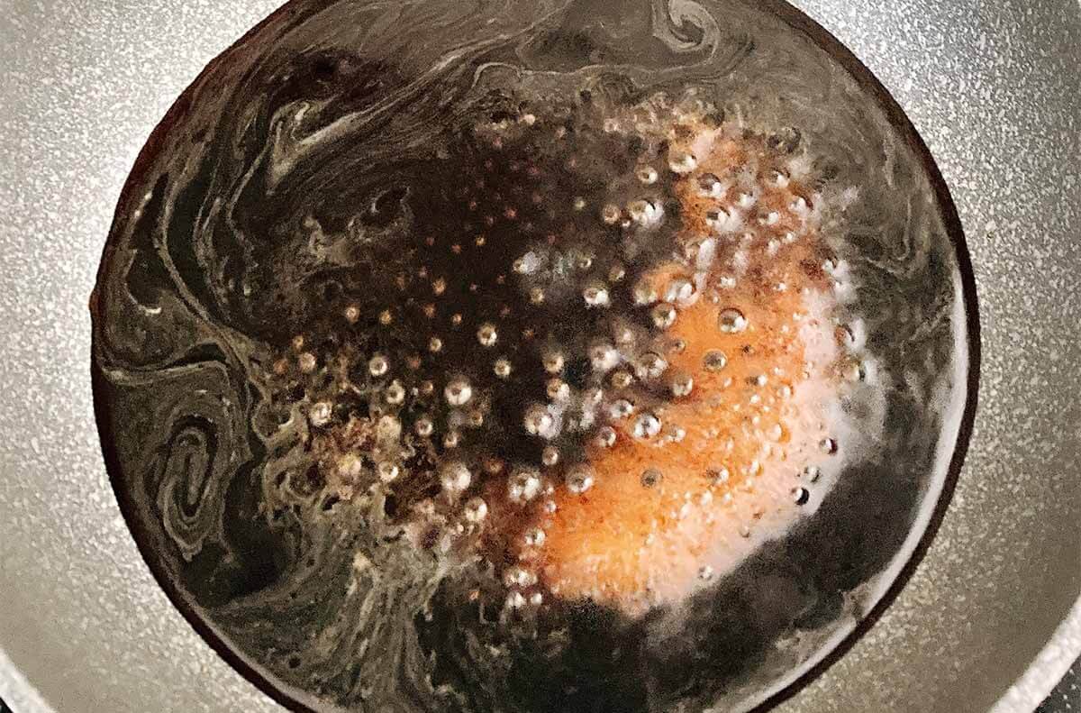 栗原はるみさん「青じそと黒ごまのそぼろご飯」