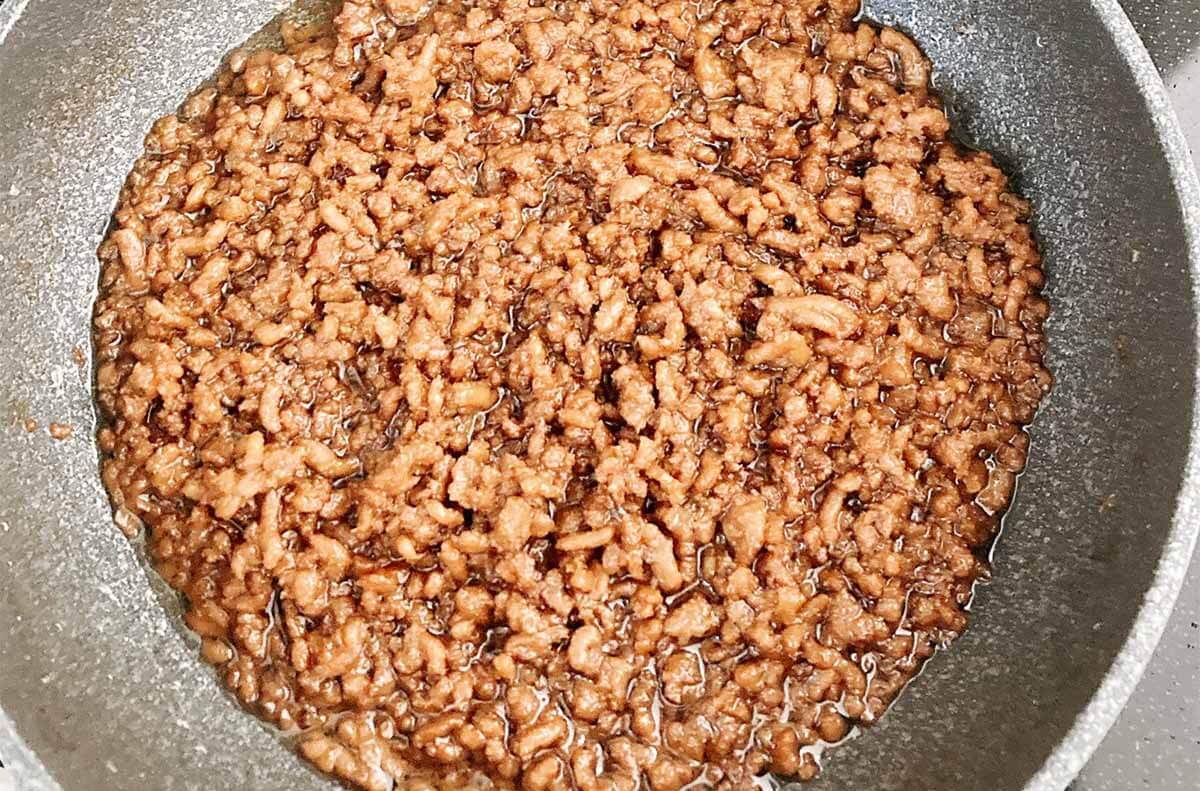 栗原はるみさん「青じそと黒ごまのそぼろご飯」