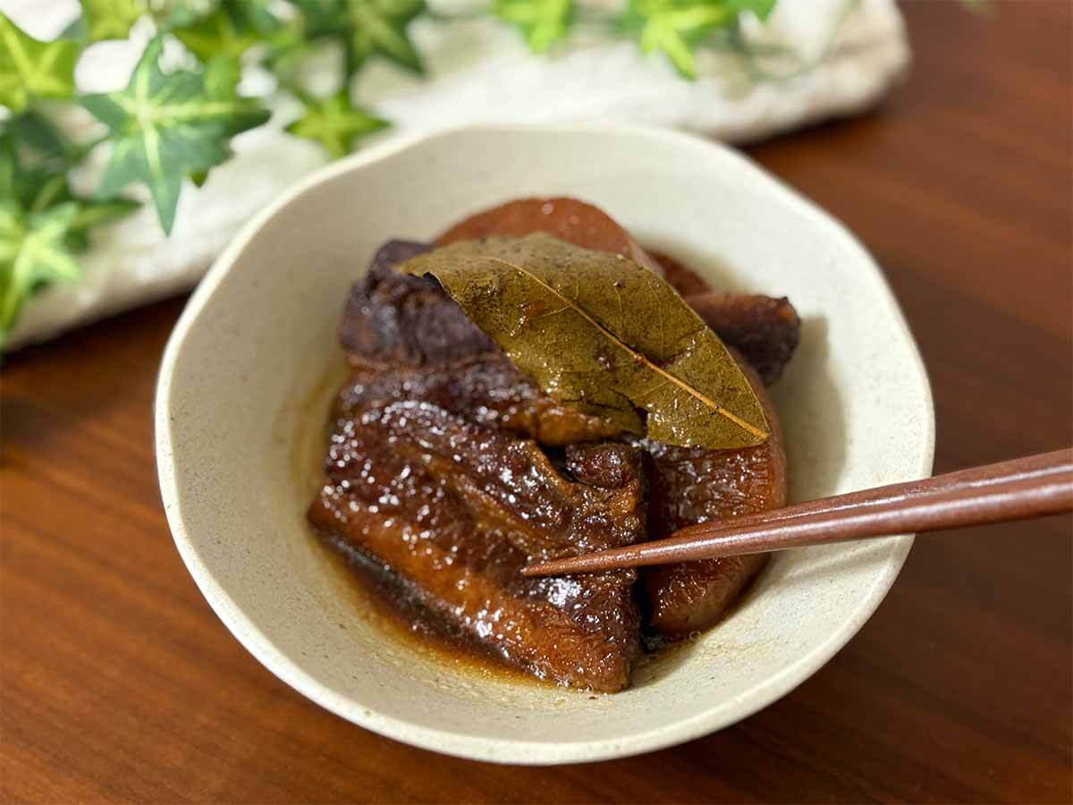 タサン志麻さん「大根と豚バラのキャラメル煮」