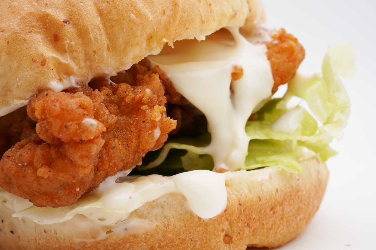 ケンタッキー「チーズにおぼれるフィレバーガー（クリーミーモッツァレラ）」