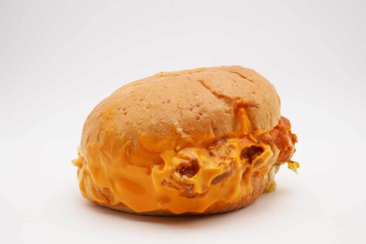 KFCチーズにおぼれるフィレバーガー