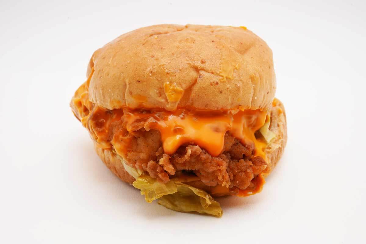 KFCチーズにおぼれるフィレバーガー