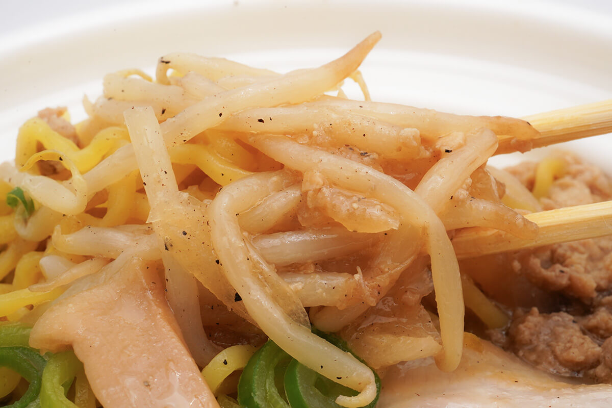 セブンイレブン札幌すみれ監修濃厚みそラーメン