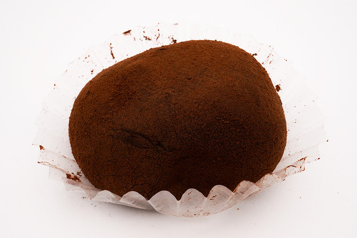 セブンイレブン「まるごと一粒 ショコラ苺大福」