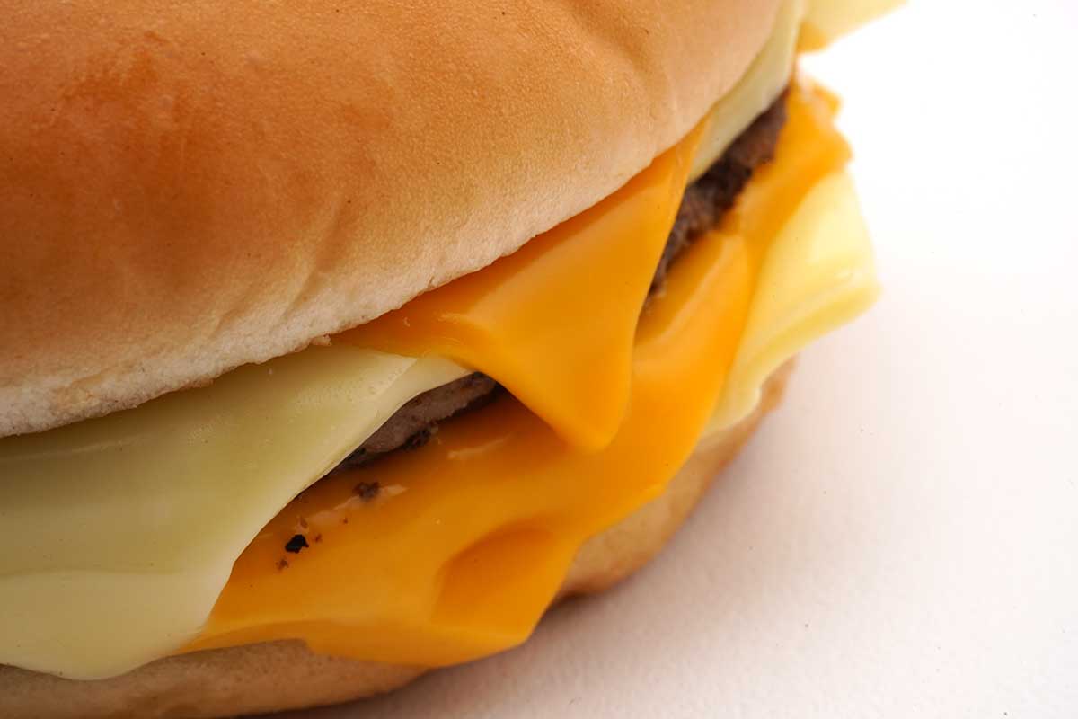 マクドナルドチーズチーズダブルチーズバーガー