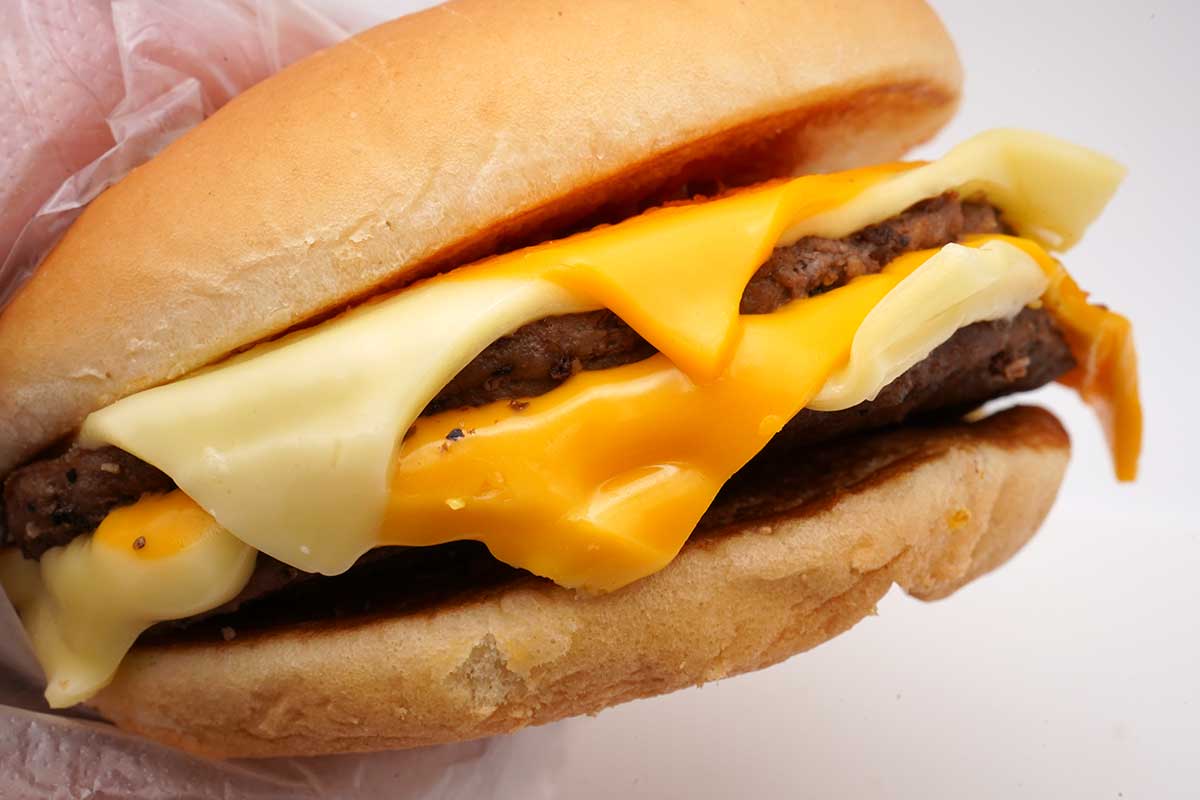 マクドナルドチーズチーズダブルチーズバーガー