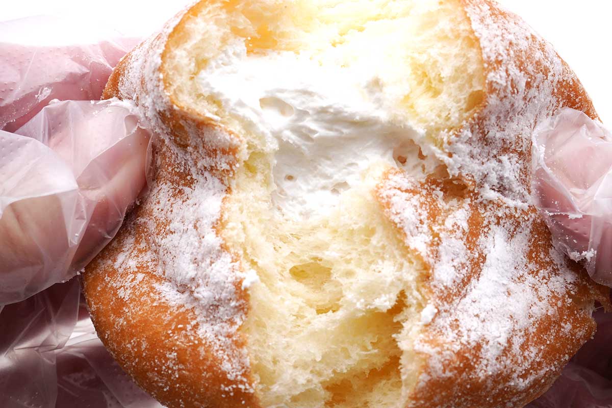 ファミマホイップクリームドーナツ4個入