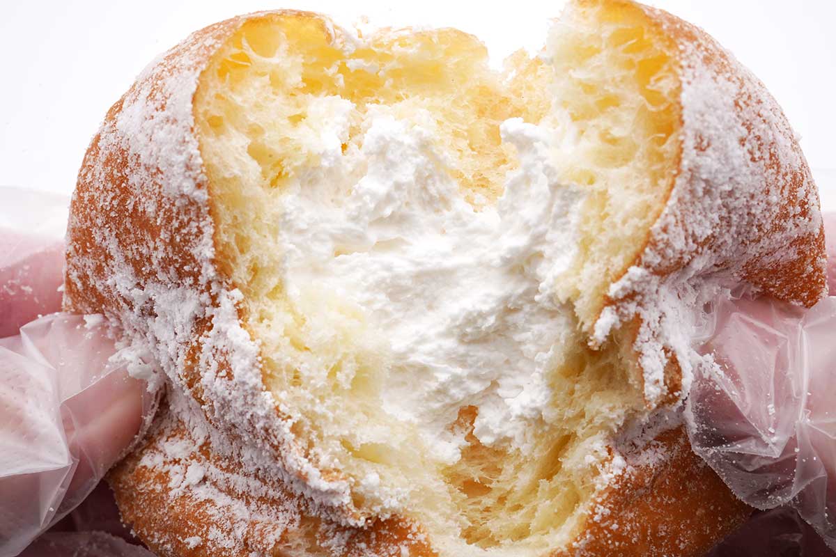 ファミマホイップクリームドーナツ4個入