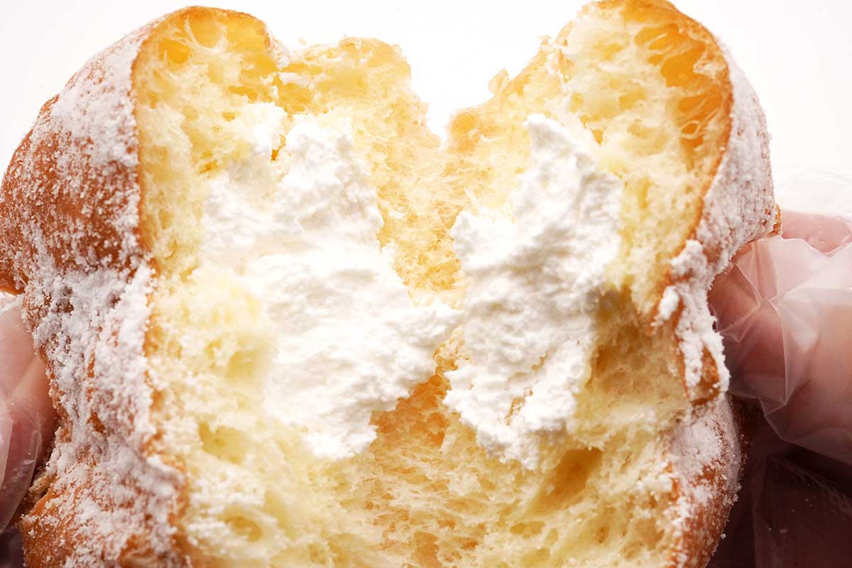 ファミマホイップクリームドーナツ4個入