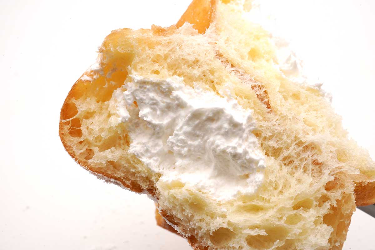 ファミマホイップクリームドーナツ4個入