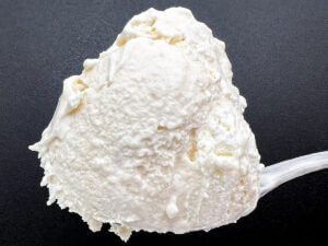 セブンイレブン限定白いダースのパフェアイス