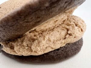 セブンイレブン「ガーナショコラ生どら焼」