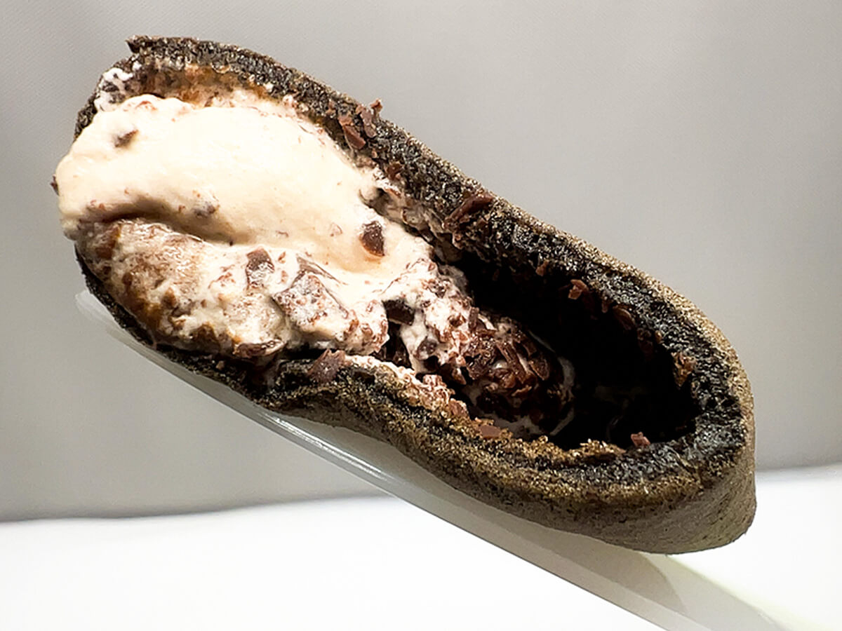 セブンイレブン「７プレミアム ショコラクレープ」