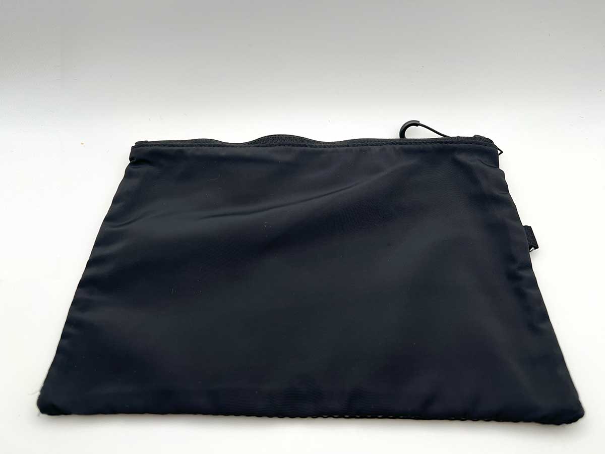 無印良品ポリエステルダブルファスナーケース