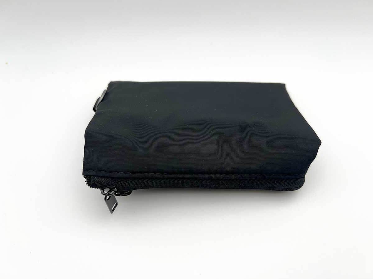 無印良品ポリエステルダブルファスナーケース